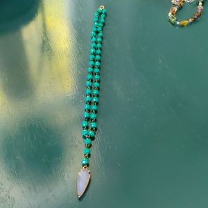 Euc 17 inch Amazonite Beads with Quartz Arrow 🩵